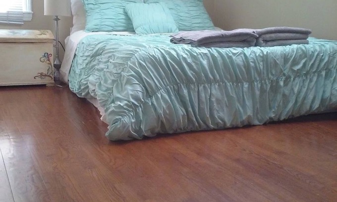 D Street - West Broadway Copropriété | Comfy apartment room at great location in Boston