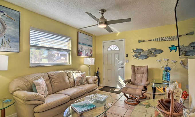 Downtown Dunedin Maison | Comfy Dunedin Escape: 1 Block to Main Street!