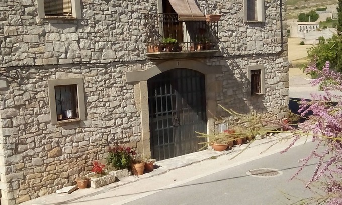 Fores Autre | Rural Horizons - Magnifique penthouse dans maison en pierre de 110 kms Barcelone