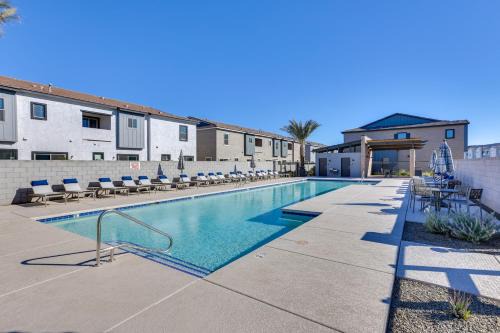 Desert View Appartement | Community Pool and Hiking Trails Phoenix Condo!