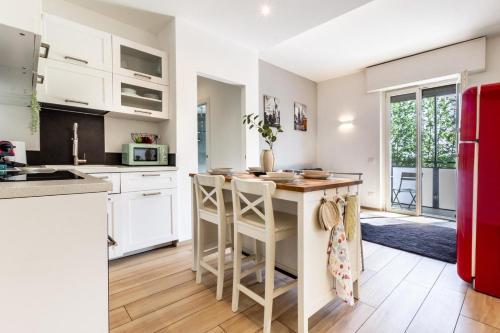 Cantu Appartement | Como a 10 min - Private Parking - 2 Camere 2 Bagni