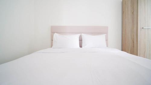 Surabaya Appartement | Compact and Tidy Studio at Puncak Dharmahusada Apartment By Travelio