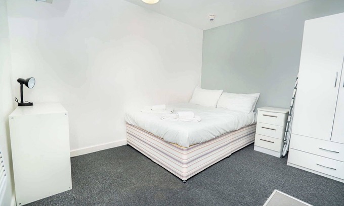 Coventry City Centre Appartement | Compact Central Coventry Budget Studio