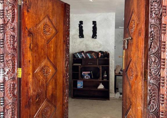 Nungwi Auberge | Compass Hostel