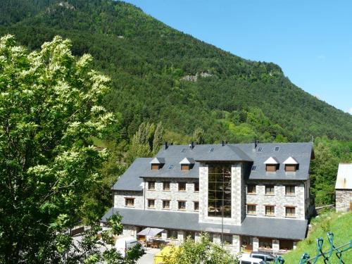 Chisagues Hôtel | Complejo Turístico Bielsa Hotel y camping