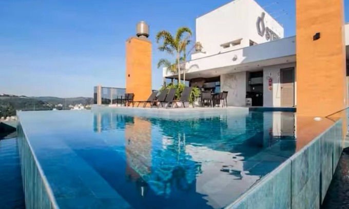 Centro Appartement | Complete Apartment 900m from Oktoberfest with Rooftop Pool, Gym and Wi-Fi