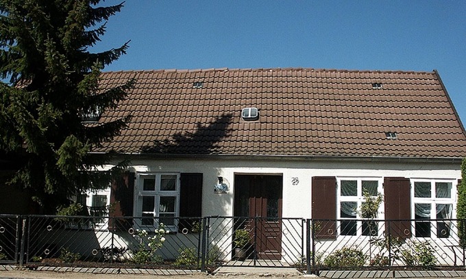 Altefaehr Appartement | Terminez 1. Étage d'une maison pour deux familles dans la plus jeune station balnéaire de Rügen, Altefähr