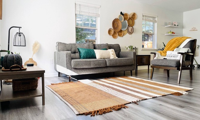 Jacksonville Maison | Complete Home 2.2 miles away from AIR FORCE!