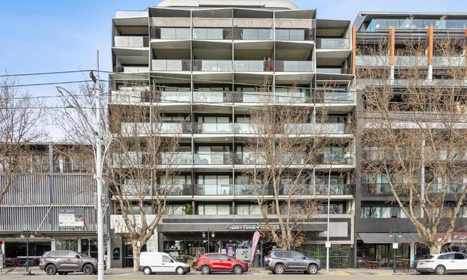 St Kilda Appartement | Complete Host Halo Apartments