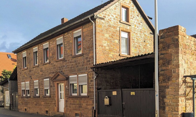 Obernburg Maison | Complete house | 6 beds | 2 bathrooms | centrally located