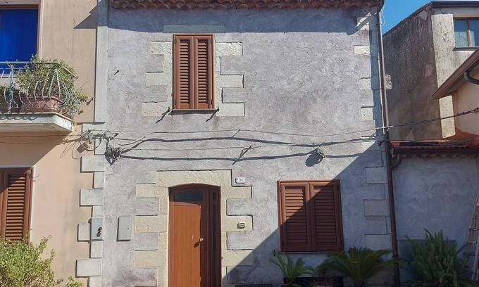 Cheremule Appartement | Completely renovated single house in Sardinia