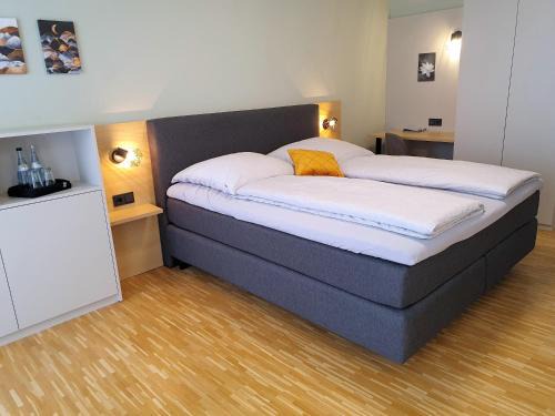 Kirchheim unter Teck Hôtel | Con4rent