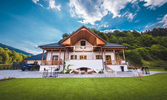 Sangeorz-Bai Maison | Conacul Sanct Gurgh