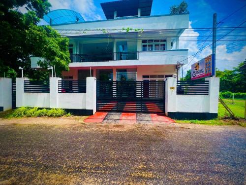 Seeduwa - Katunayake Hôtel | Concey Transit Hotel Airport view
