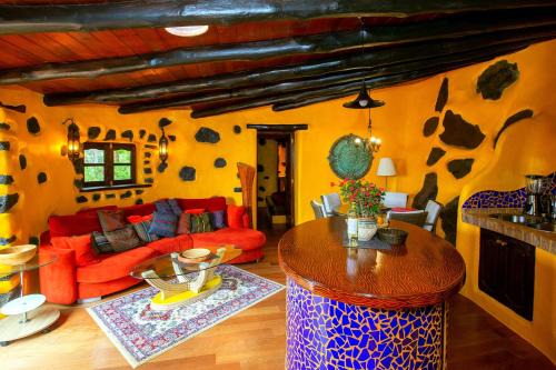 La Asomada Maison | CONCHA - Sonnenbett, Sauna, traumhafter Meerblick, beheizter Pool, Billiard, Tischtennis