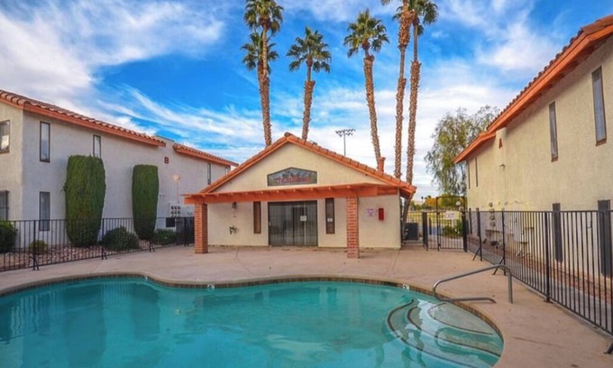 Las Vegas Copropriété | Condo close to the strip, UNLV & Sunrise Hospital