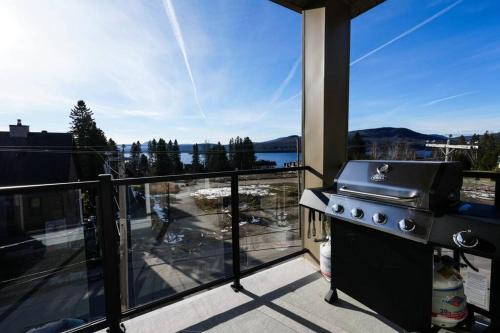 Saint Donat Appartement | Condo le YÉTI -Lake view-St-Donat- dogfriendly
