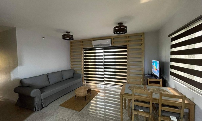 Las Pinas Copropriété | condo living at its best