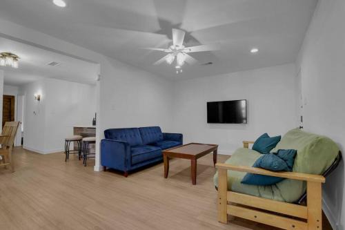 Riverside Appartement | Condo near downtown Austin!