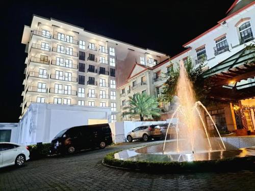 Pallocan Appartement | Condo Unit at One Pontefino Tower Unit 706
