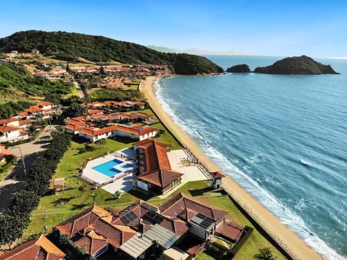 Praia Rasa Maison | Condomínio beira mar - 2 suíte - 1quarto - Lazer - AC