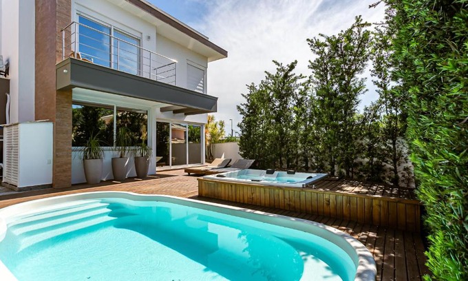Campeche Maison | CONFORTO E LUXO CASA A 4 min do MAR do NOVO CAMPECHE em Florianópolis SC Casa em COND FECHADO