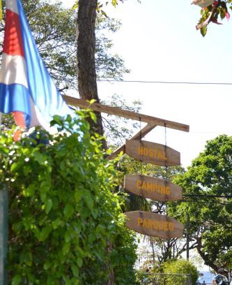 Playa Hermosa Maison | Congos Hostal y Camping