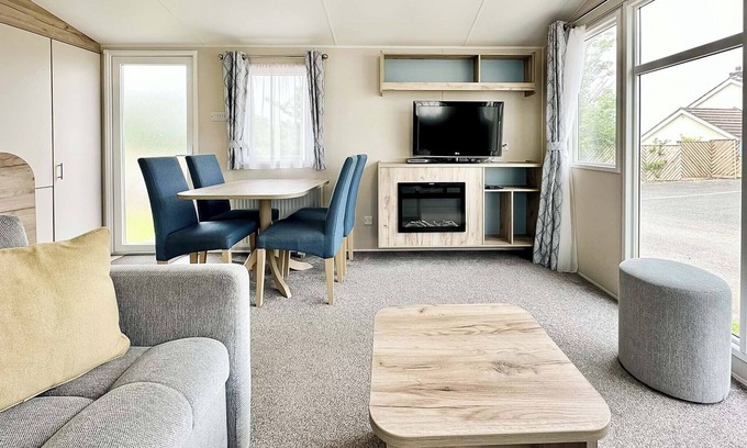 Cross Inn Maison | 2 chambres à coucher à Nr New Quay, Cardiganshire