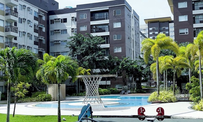 Iloilo Copropriété | Contemporary 1BR Pad with Cozy Vibes
