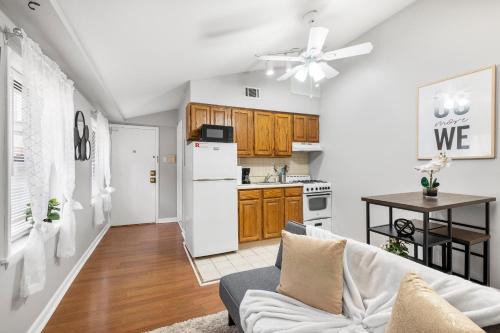 Bella Vista Appartement | Contemporary 1br Urban Retreat