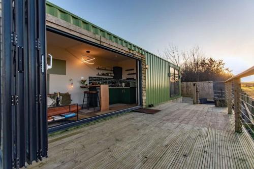 Newton St Loe Maison | Contemporary Container with hot tub