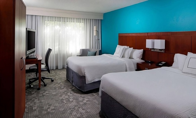 Boca Raton Hôtel | Contemporary Deluxe Room Close to Beaches! Free Parking, Pet-Friendly, Pool!