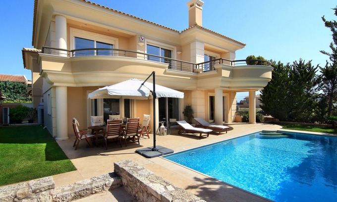 Varkiza Villa | Contemporary luxury villa with eclectic design a few steps away from Varkiza bay