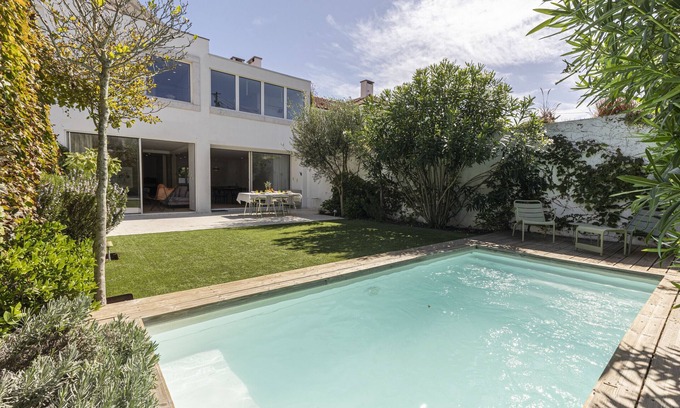 Belem Chalet De Ski | Contemporary Restelo Pool Haven by CadenzaLux