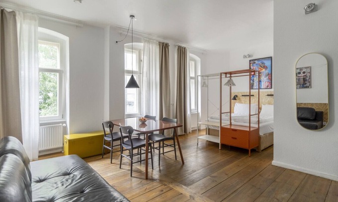 Friedrichshain Appartement | Contemporary Studio Mooeve 8