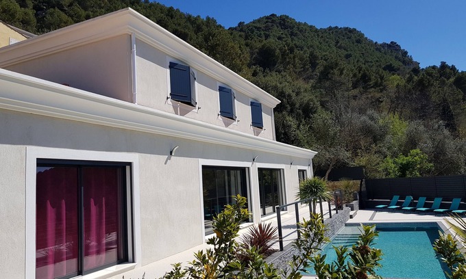 La Trinite Villa | VILLA CONTEMPORAINE ENTRE NICE ET VILLEFRANCHE SUR MER