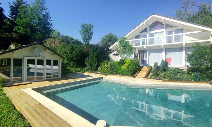 Rumilly Villa | Villa contemporaine avec piscine, spa et sauna au cœur d'une nature sauvage