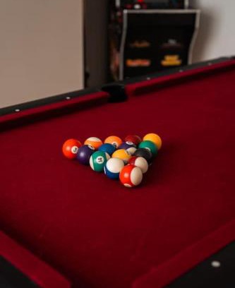 Enfield Highway Maison | Contractor-Friendly 3-Bed, Games Room, Pool Table!