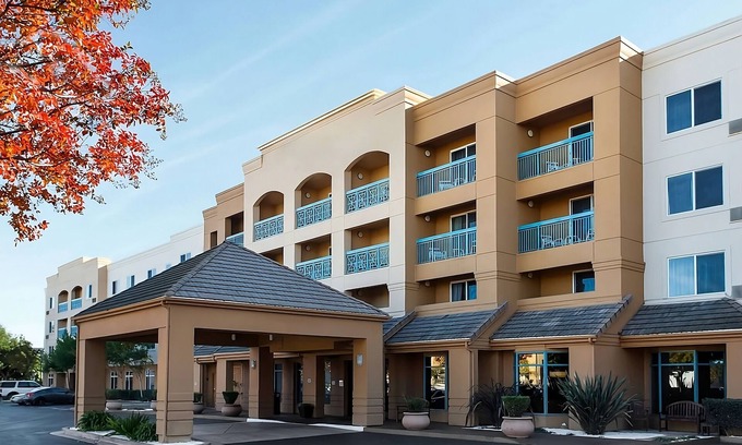 Pleasant Hill Hôtel | Convenient Stay, Superb Location! 3 Relaxing Units, Close to Walden Park