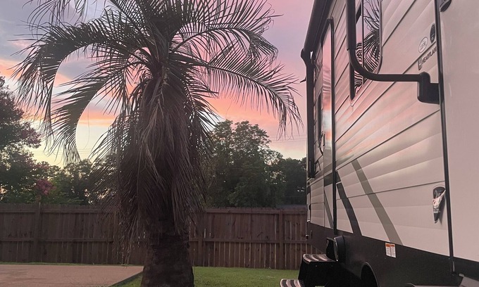Taylorville Maison | Convenient to UA and Mercedes