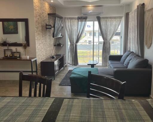 Belize City Appartement | Conveniently Located Condo in Belize!