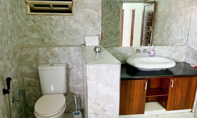 Colombo Maison | Conveniently located house in the heart of the city.