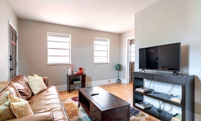 Victorian Village Maison | Convention - Short North - Pets - Private Parking