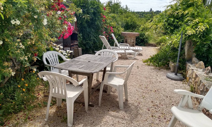 Arganil Cottage | Maison de vacances, 2 chambres, village de Alagoa 1,5 km de Arganil