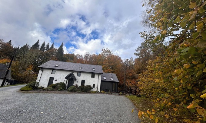 Invergarry Maison | Converted Mill in the heart of the Scottish Highlands