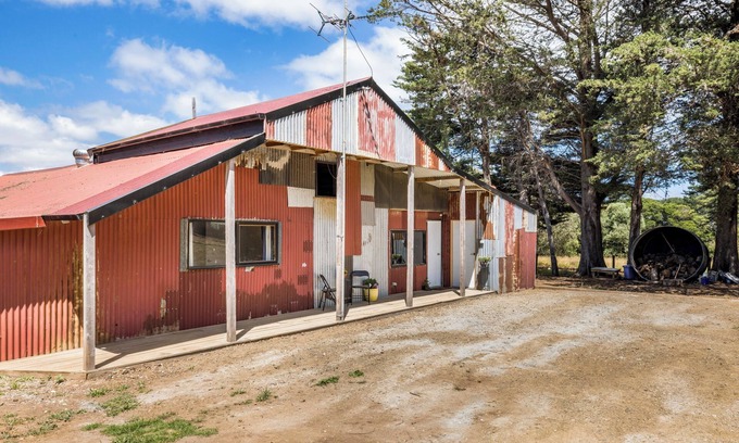 Tankerton Maison | Converted Stables: unique eco-stay accommodation on French Island