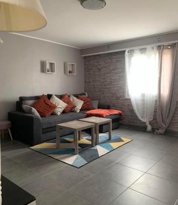 Chatenoy-le-Royal Appartement | Convivialetzen