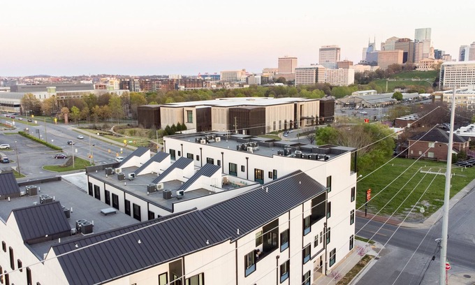 Buena Vista Appartement | Conway D101 by AvantStay | Modern Downtown Studio, 5 mins to Broadway