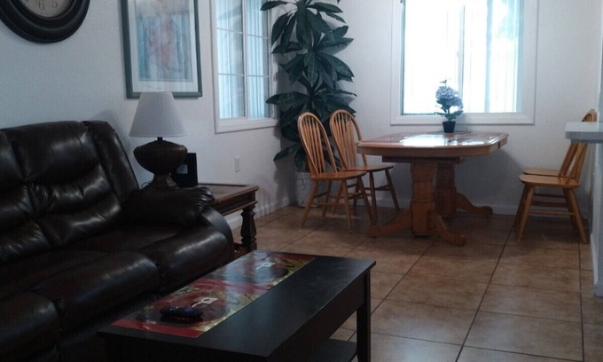 Surprise Copropriété | COOL2BEDROOM2BATHCONDO près des municipalités