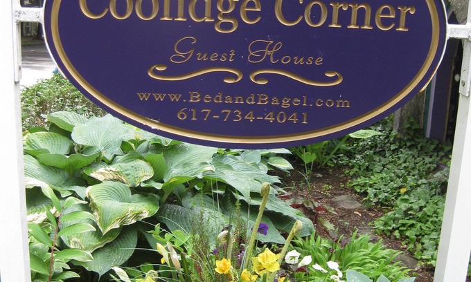 Coolidge Corner South Side Maison | Coolidge Corner Guest House